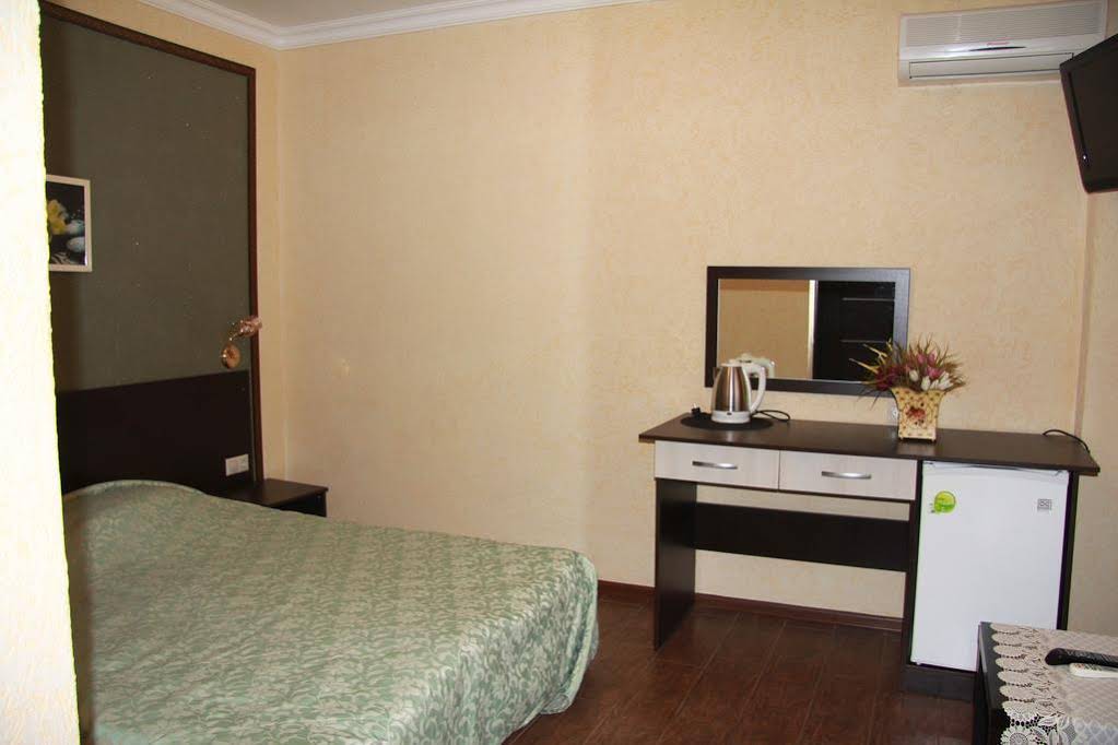 Bounty Hotel