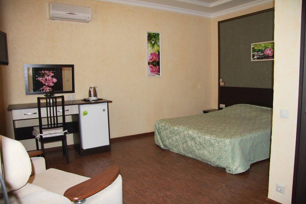 Bounty Hotel