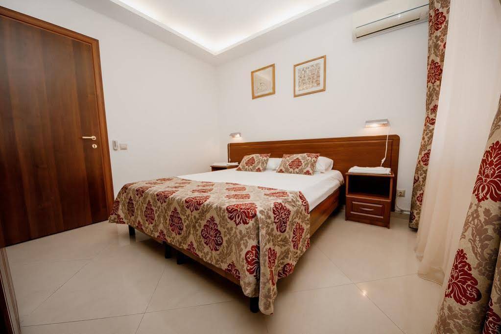 Tristar Hotel