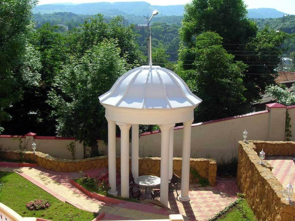 Guest House Lux