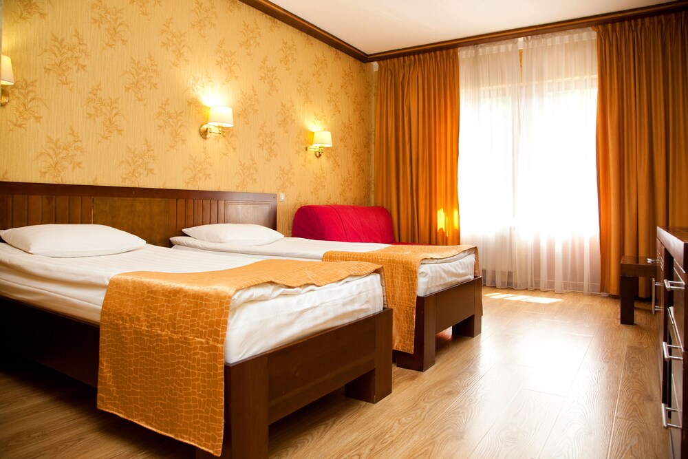 Gala Plaza Hotel