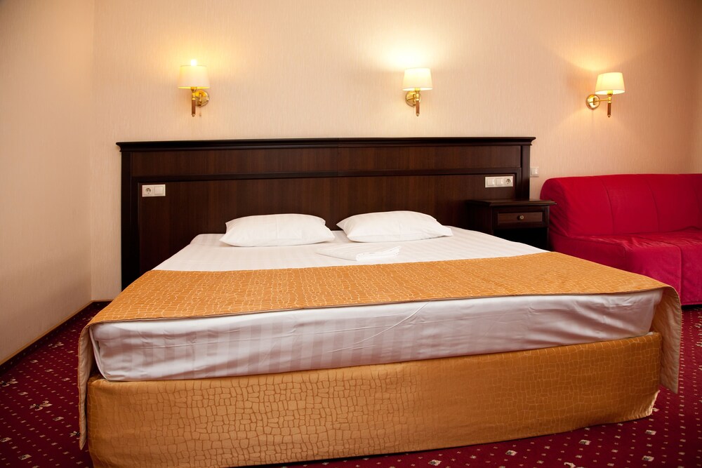 Gala Plaza Hotel