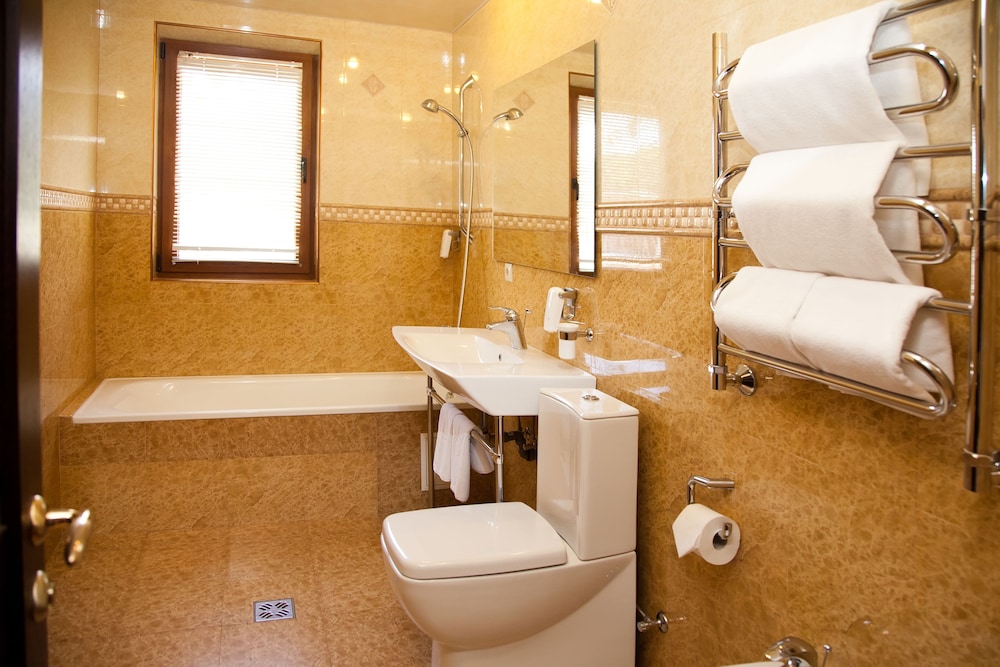 Gala Plaza Hotel