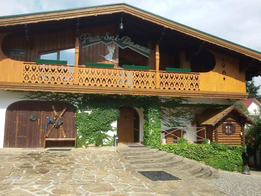 Rai-Ski-Domik Hotel