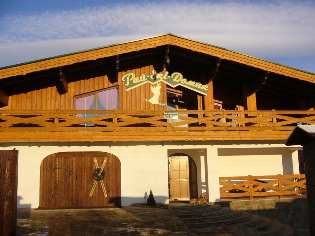 Rai-Ski-Domik Hotel