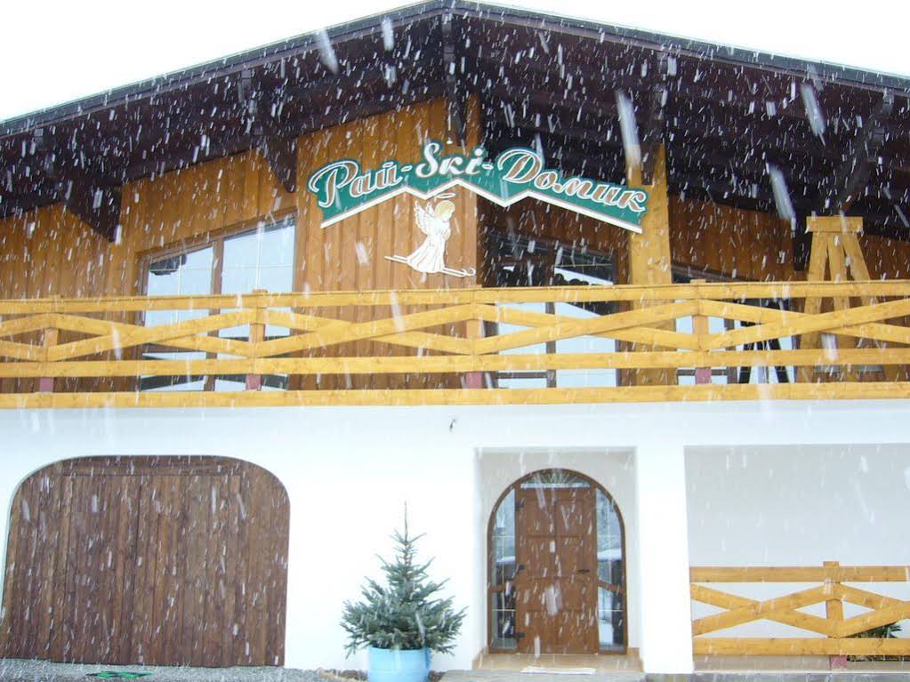 Rai-Ski-Domik Hotel