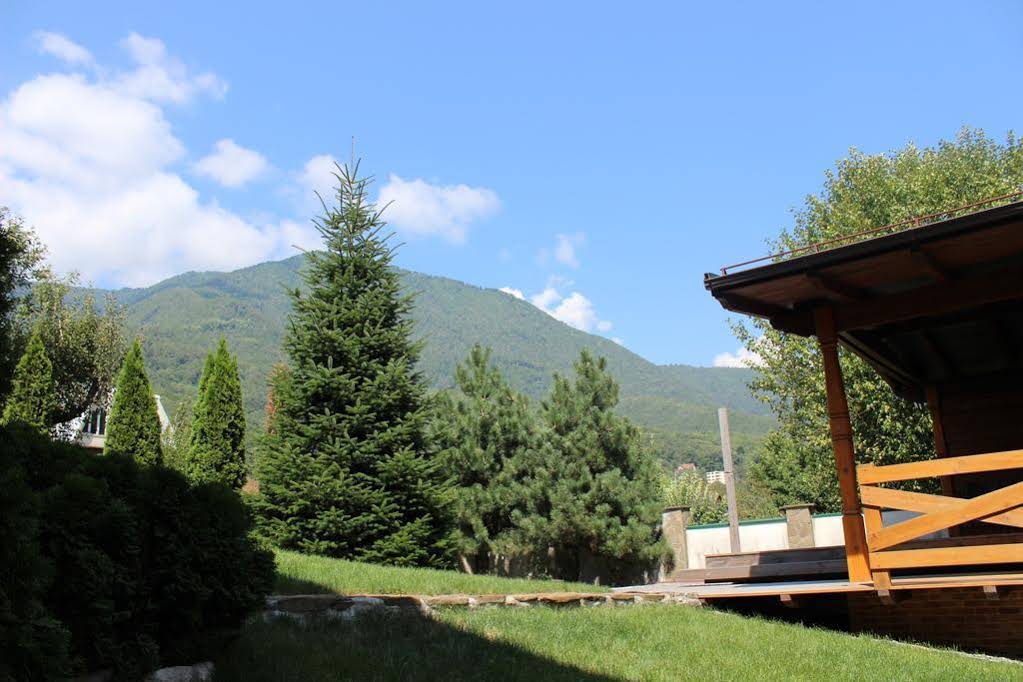 Rai-Ski-Domik Hotel