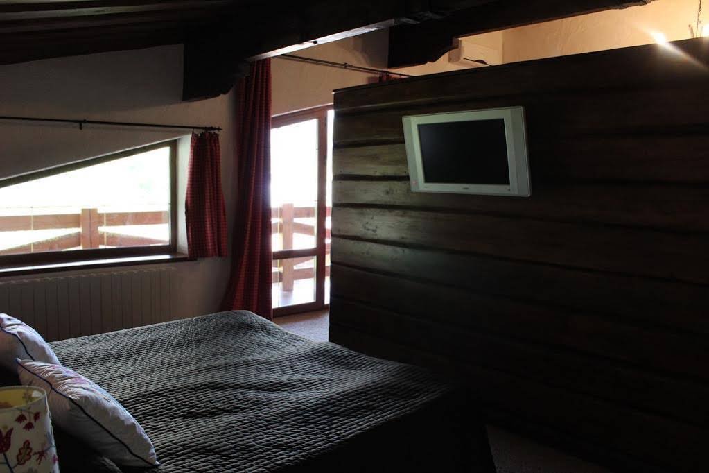 Rai-Ski-Domik Hotel