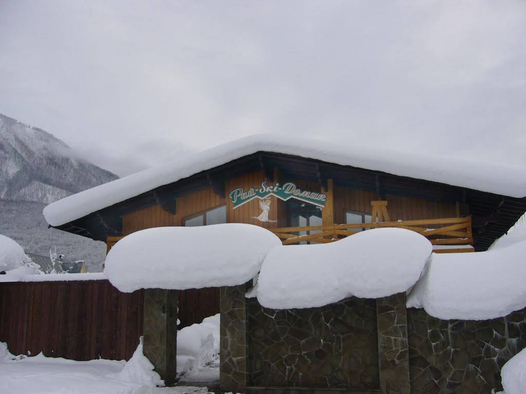 Rai-Ski-Domik Hotel