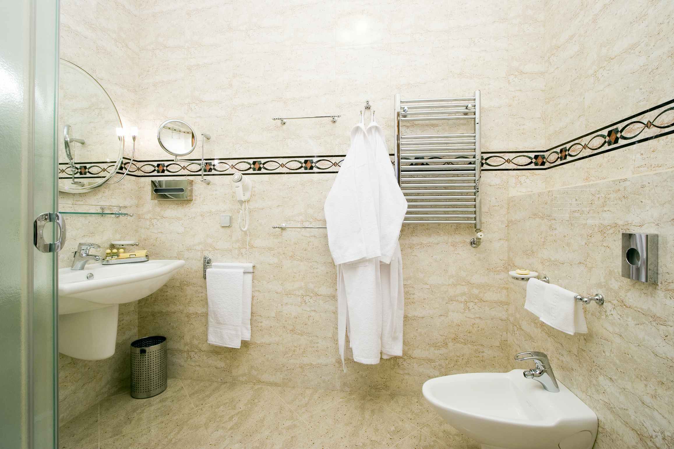 Aton Hotel