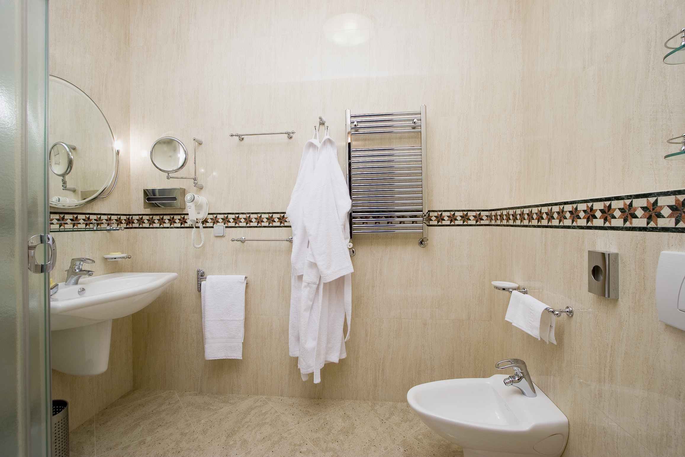 Aton Hotel