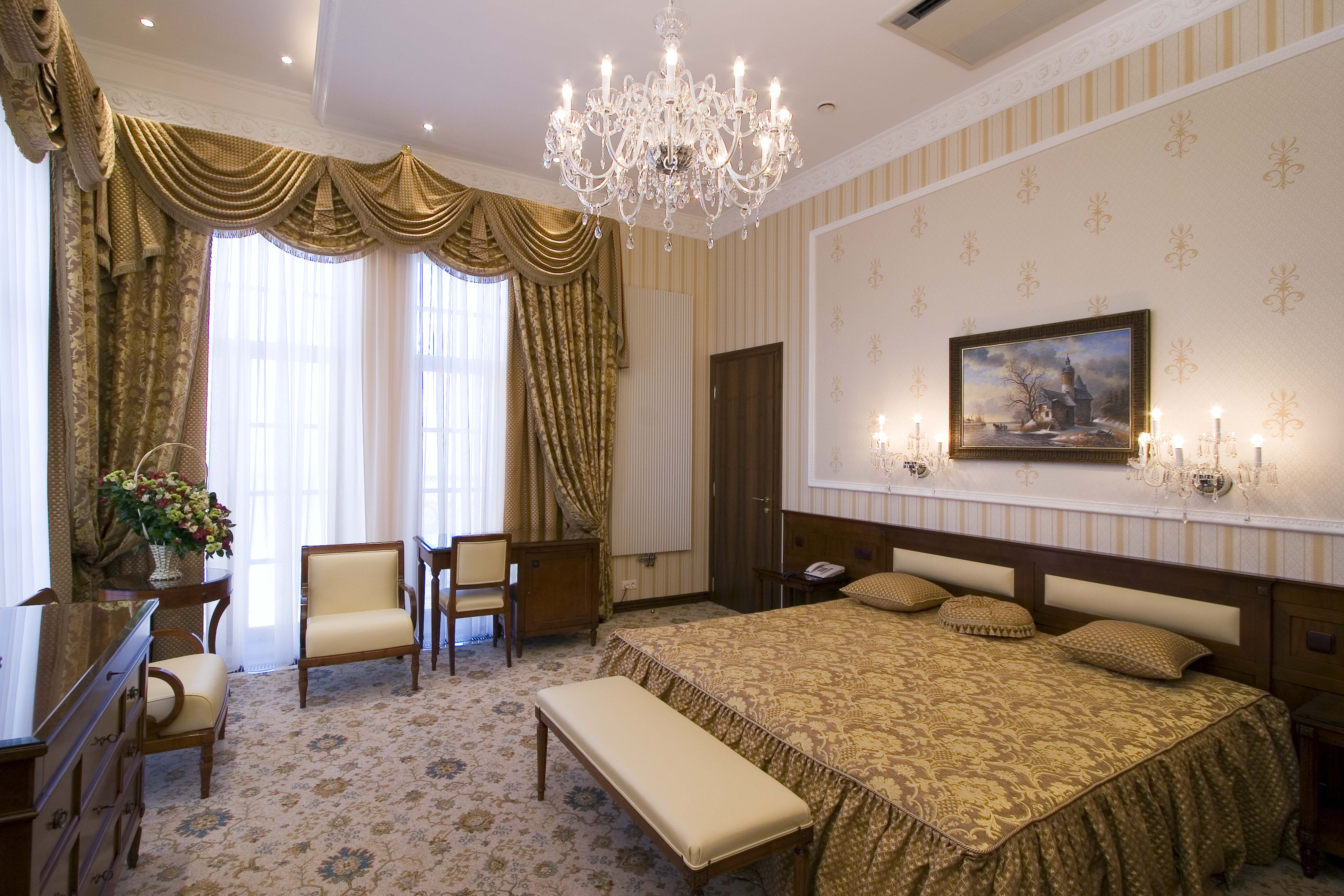 Aton Hotel