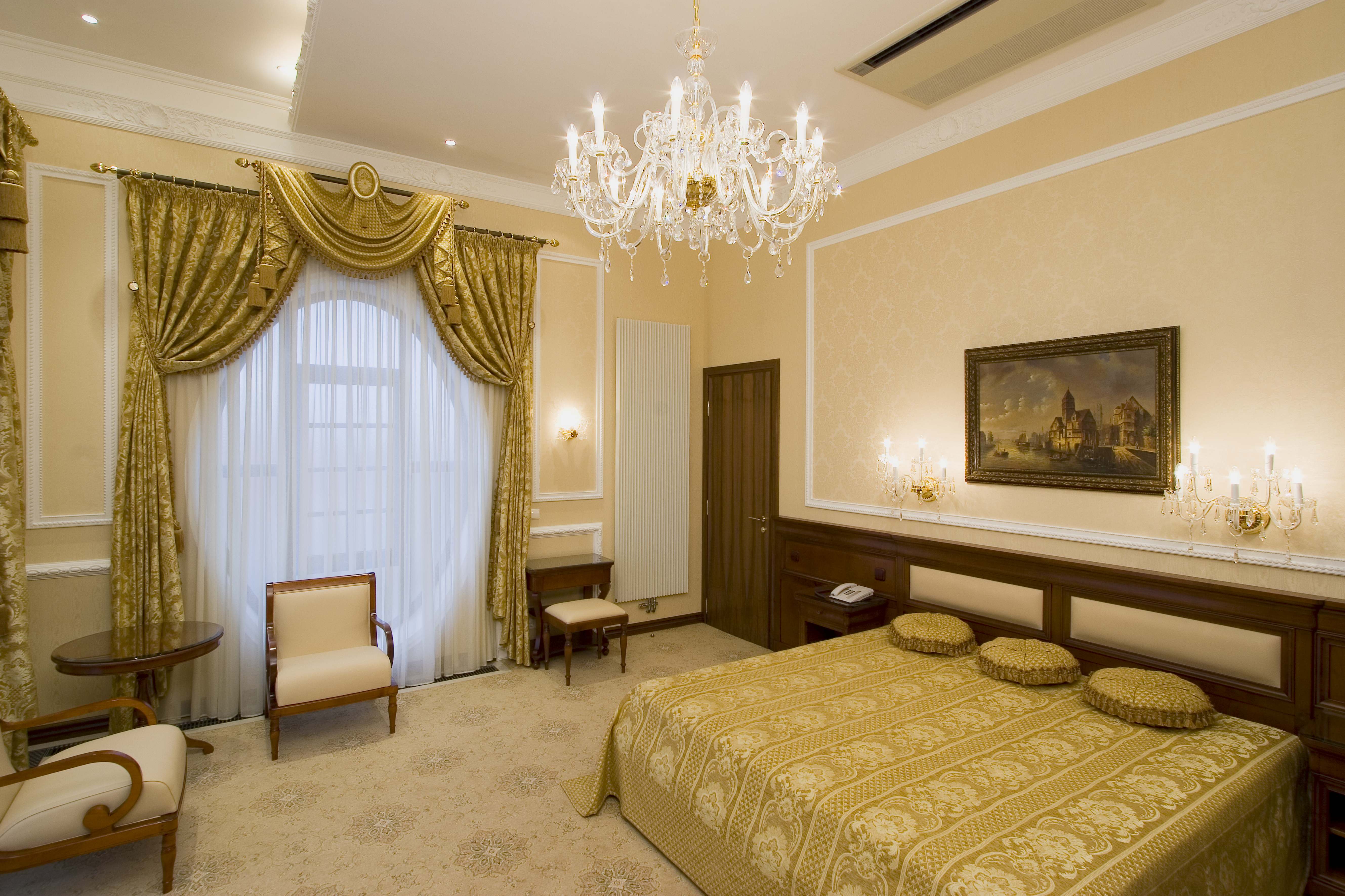 Aton Hotel