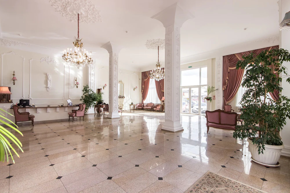 Bristol Hotel