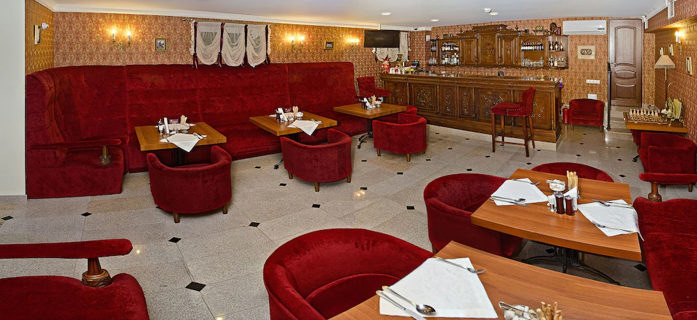 Bristol Hotel