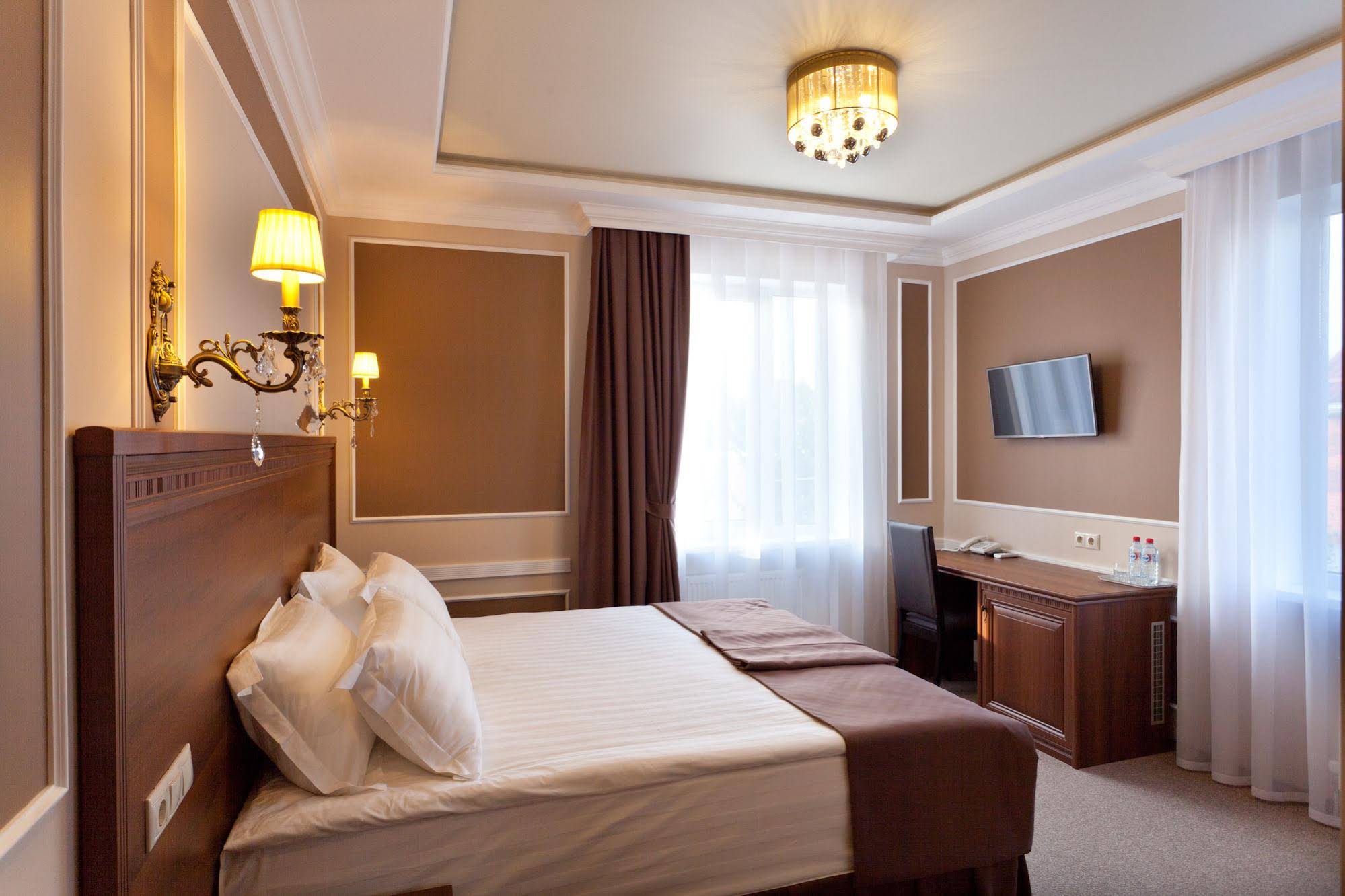 Chocolatier Hotel