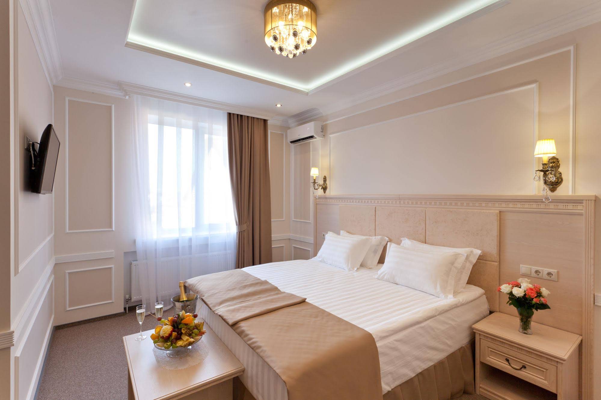 Chocolatier Hotel