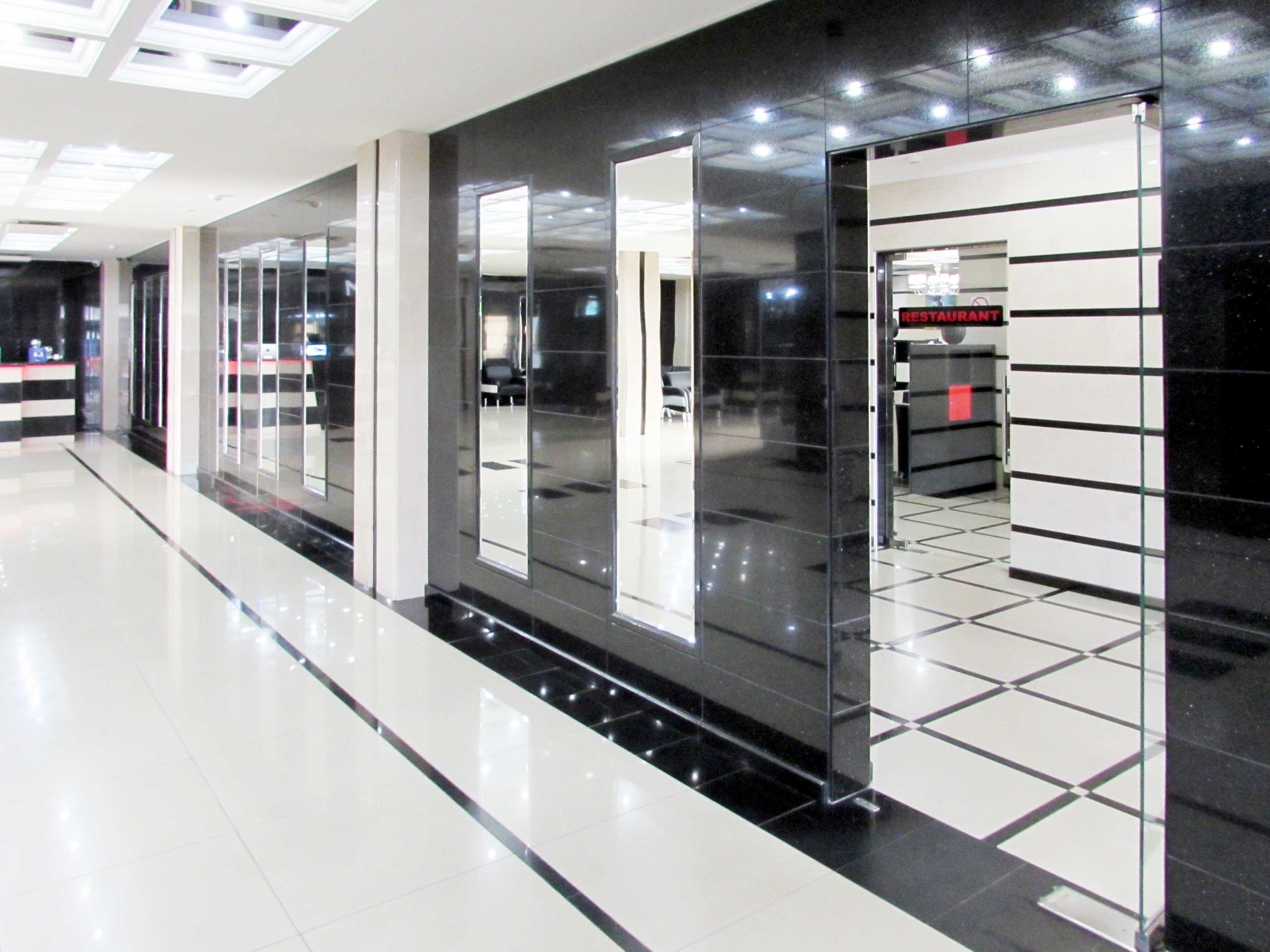 Forum Plaza Hotel