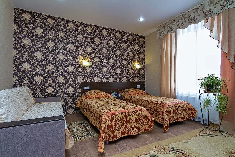 Hotel Abazhur