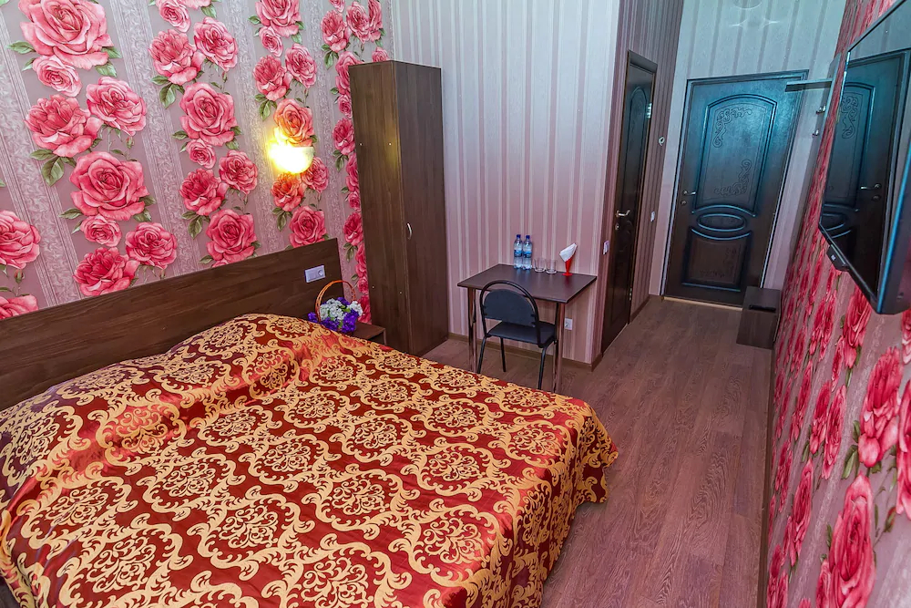 Hotel Abazhur