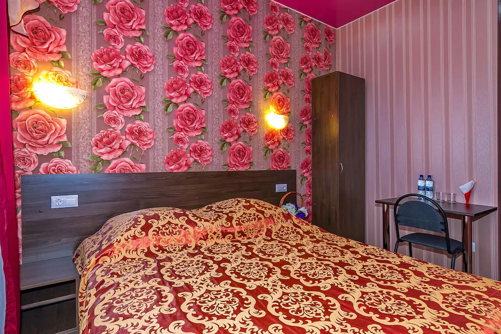 Hotel Abazhur