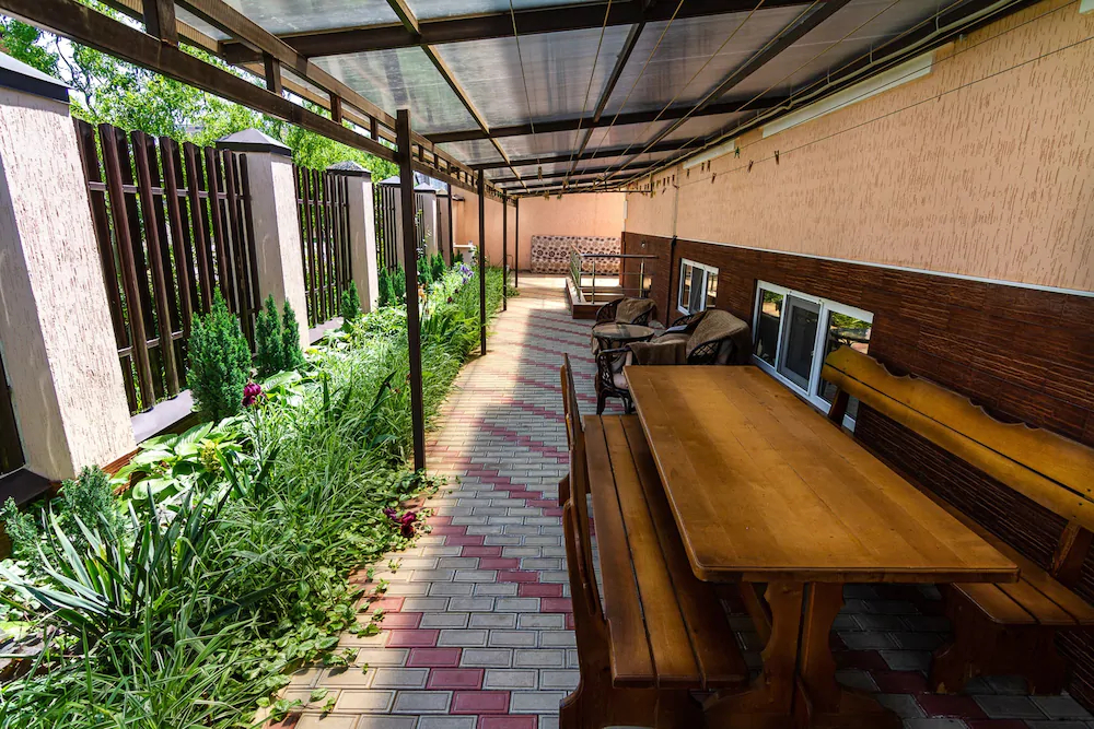 Hotel Abazhur