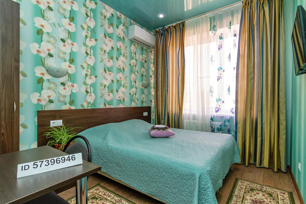 Hotel Abazhur