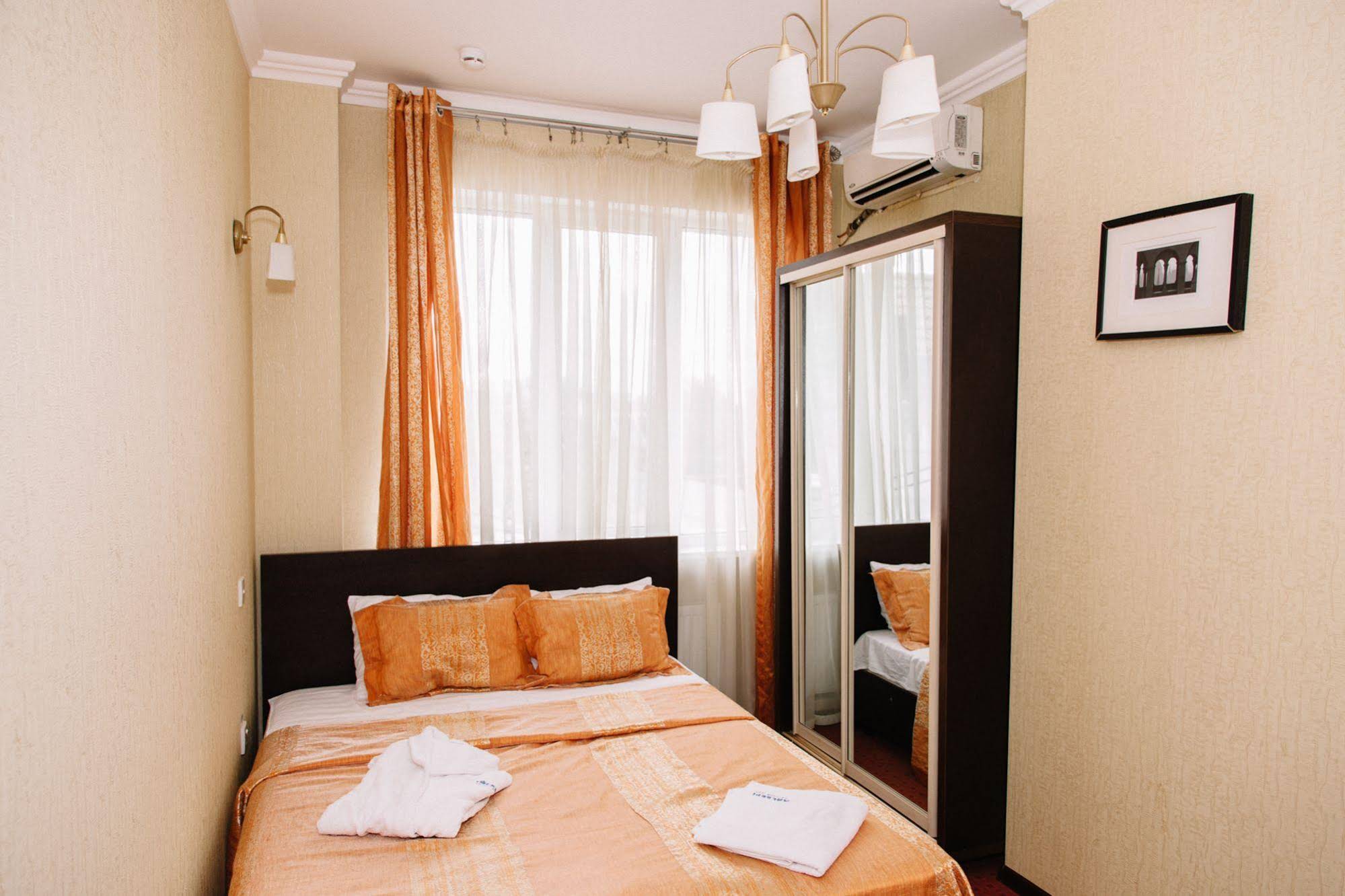 Iceberg Guest House