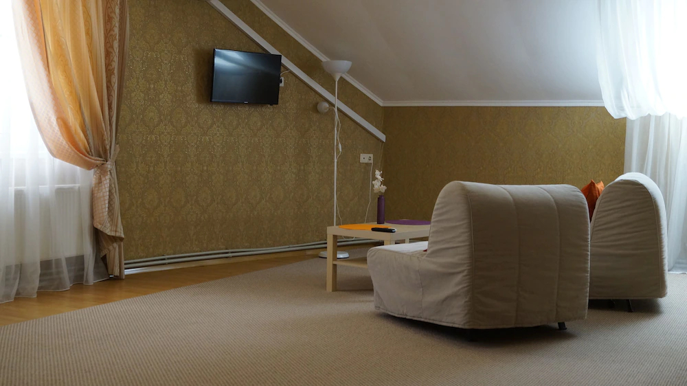 Iris Hotel