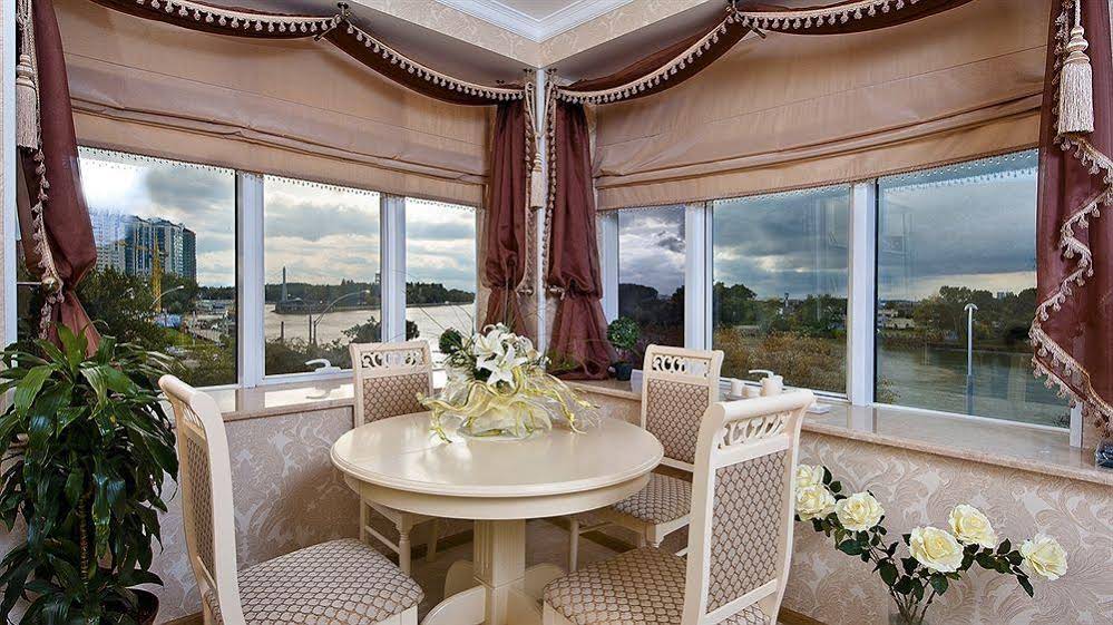 Mozart Hotel