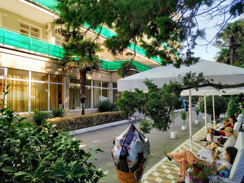 Pansionat Yuzhniy Hostel
