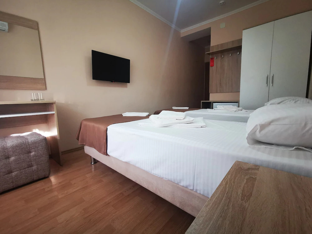 Pansionat Yuzhniy Hostel