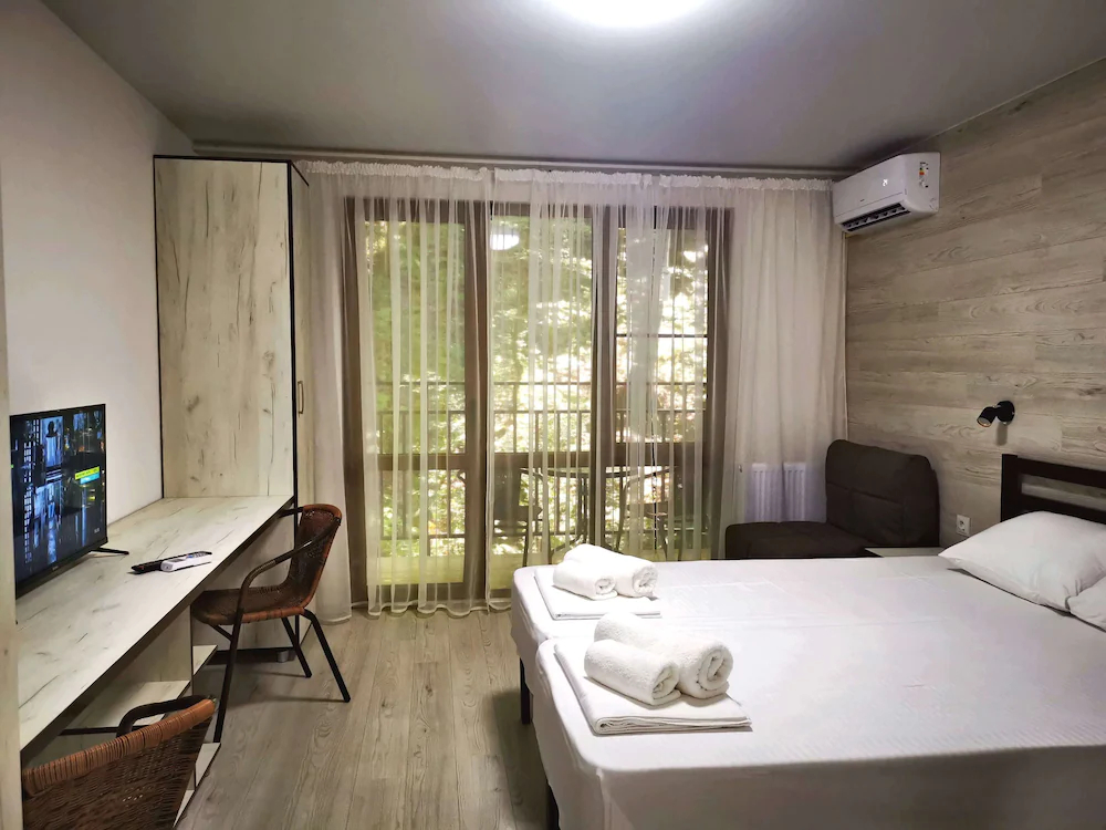 Pansionat Yuzhniy Hostel
