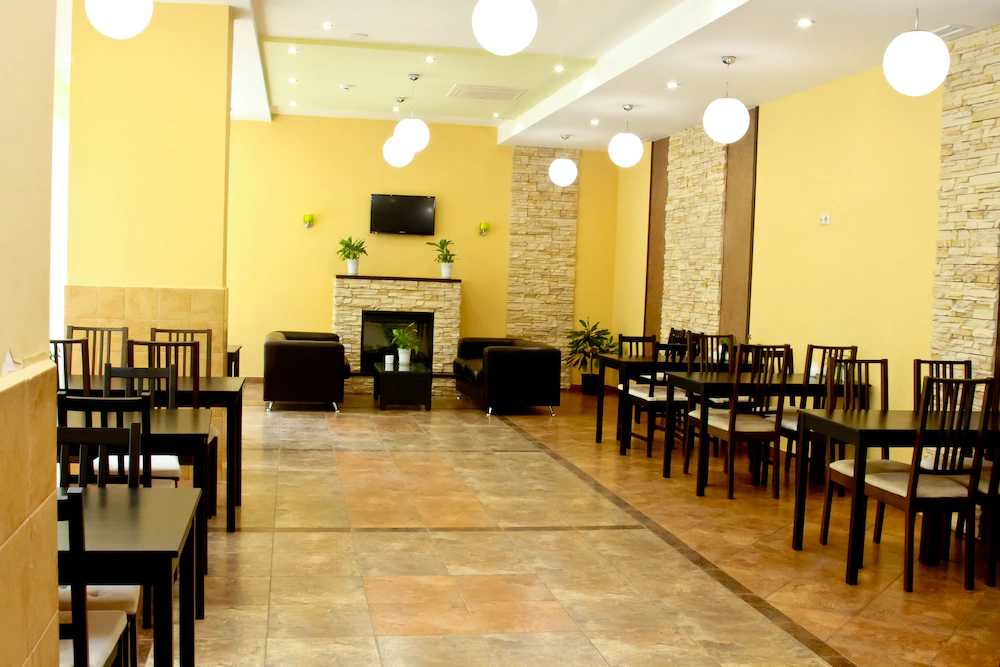 Pansionat Yuzhniy Hostel