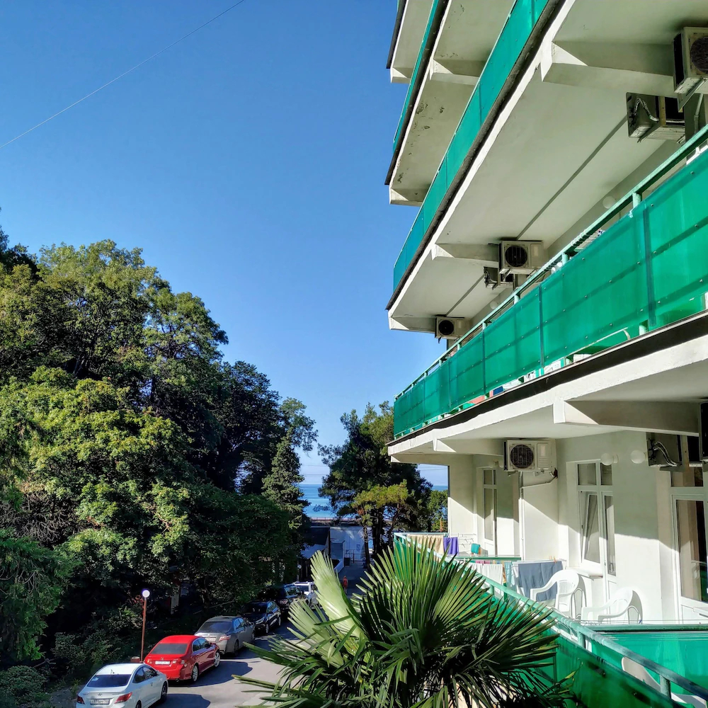 Pansionat Yuzhniy Hostel