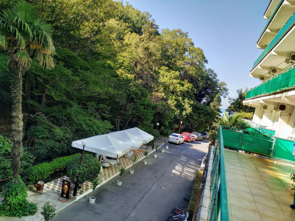 Pansionat Yuzhniy Hostel