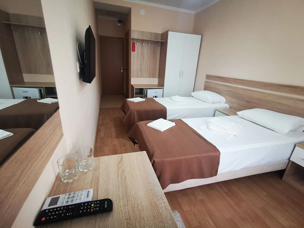Pansionat Yuzhniy Hostel