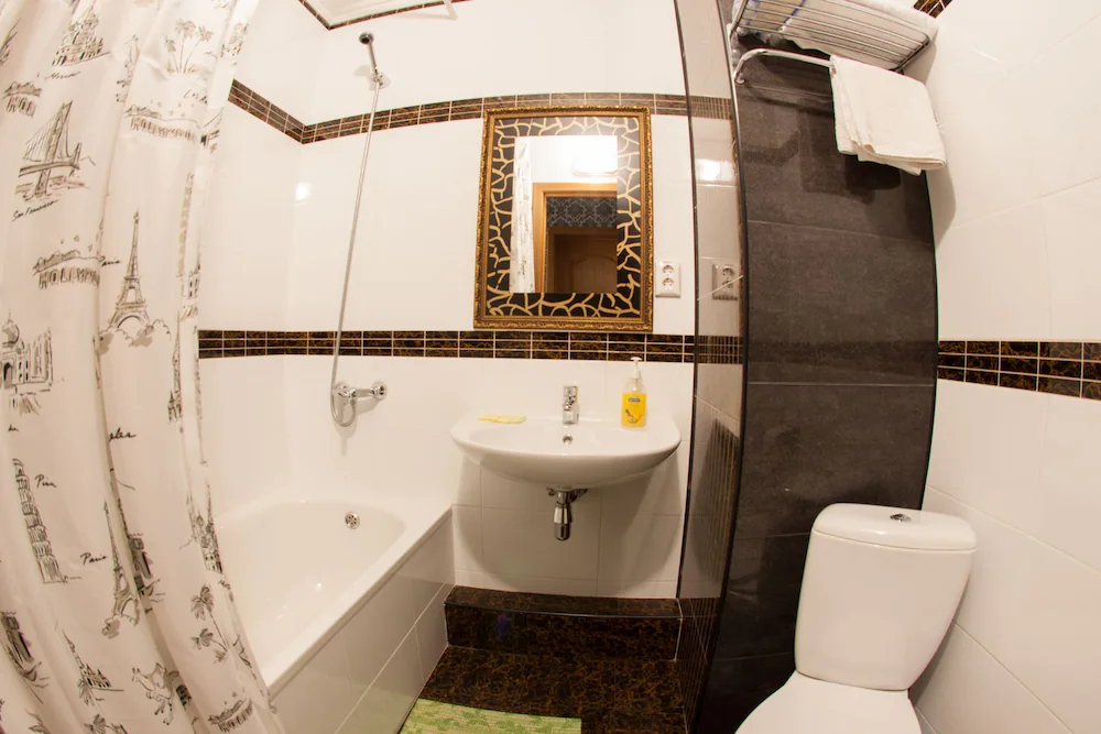 RichMan Hotel