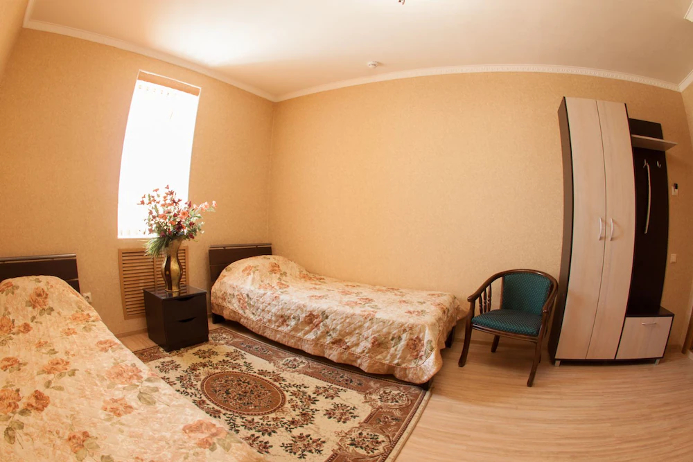 RichMan Hotel