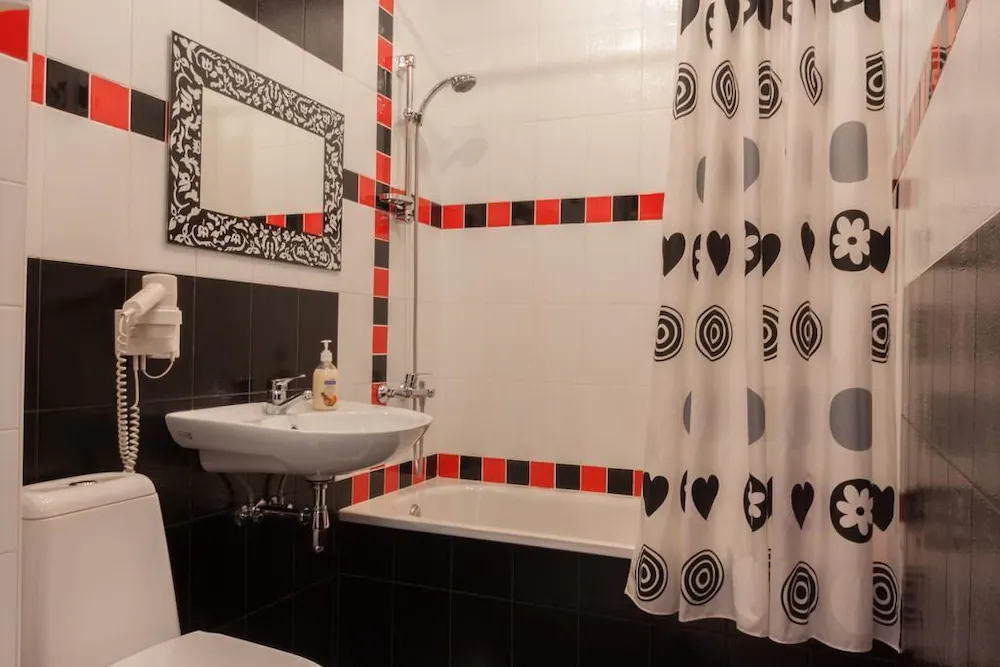 RichMan Hotel