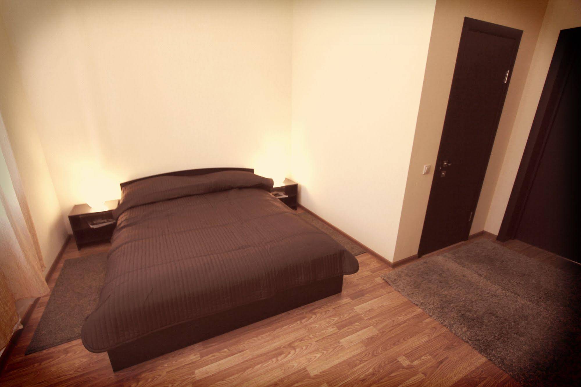 Smart People Eco Hotel