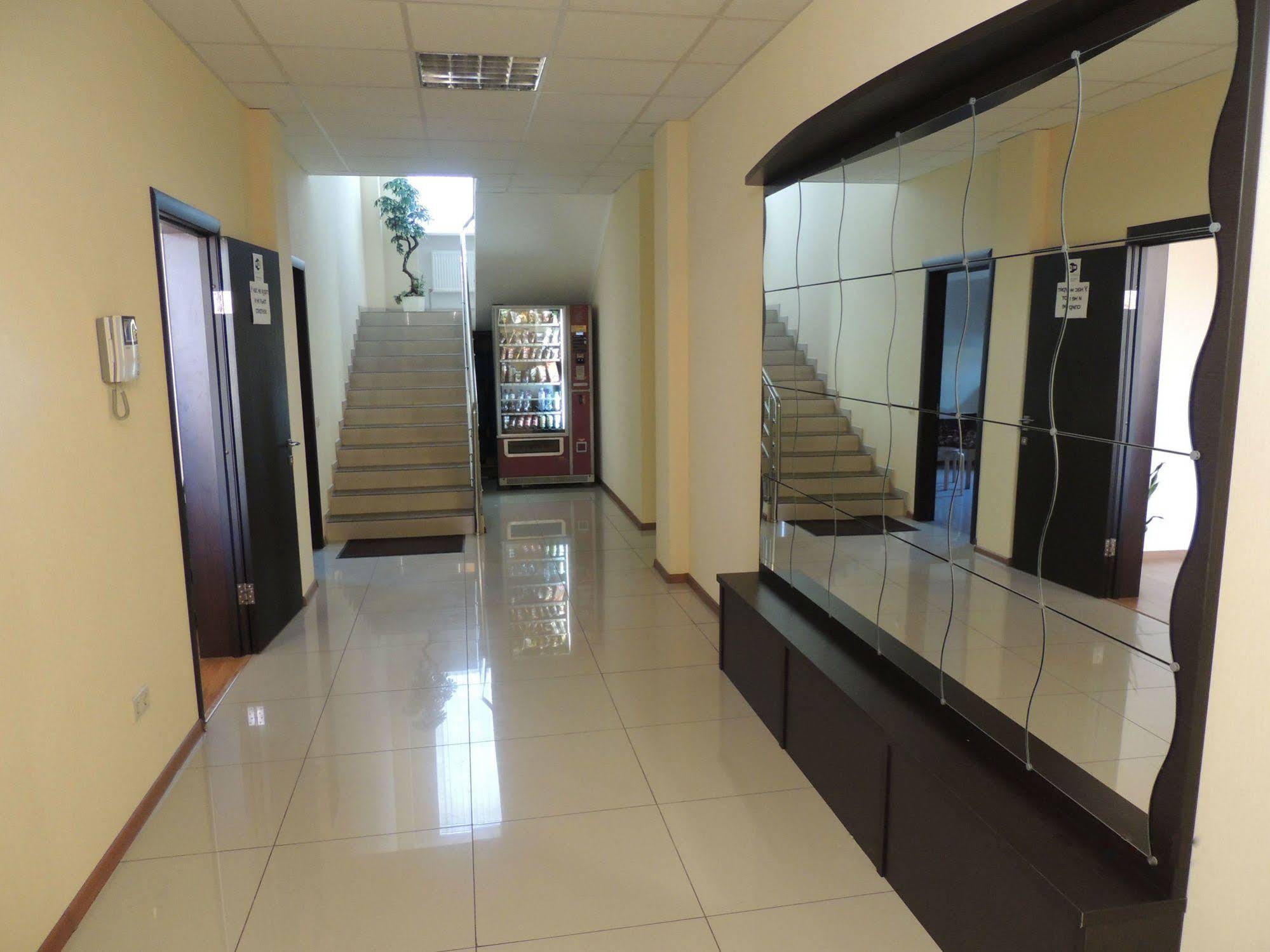 Smart People Eco Hotel