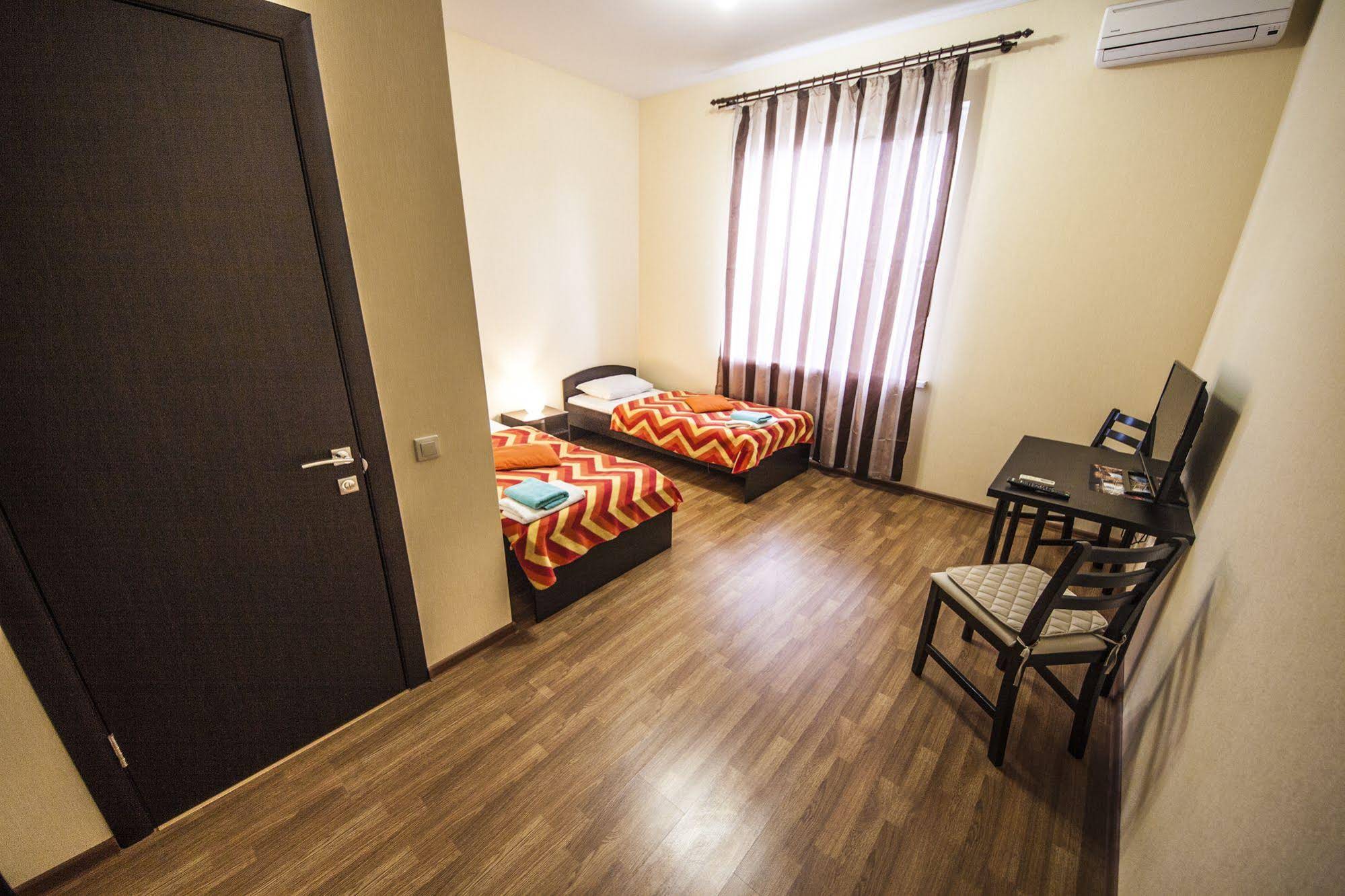 Smart People Eco Hotel