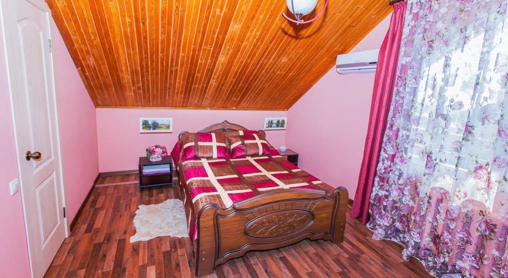 Vishnya Hostel