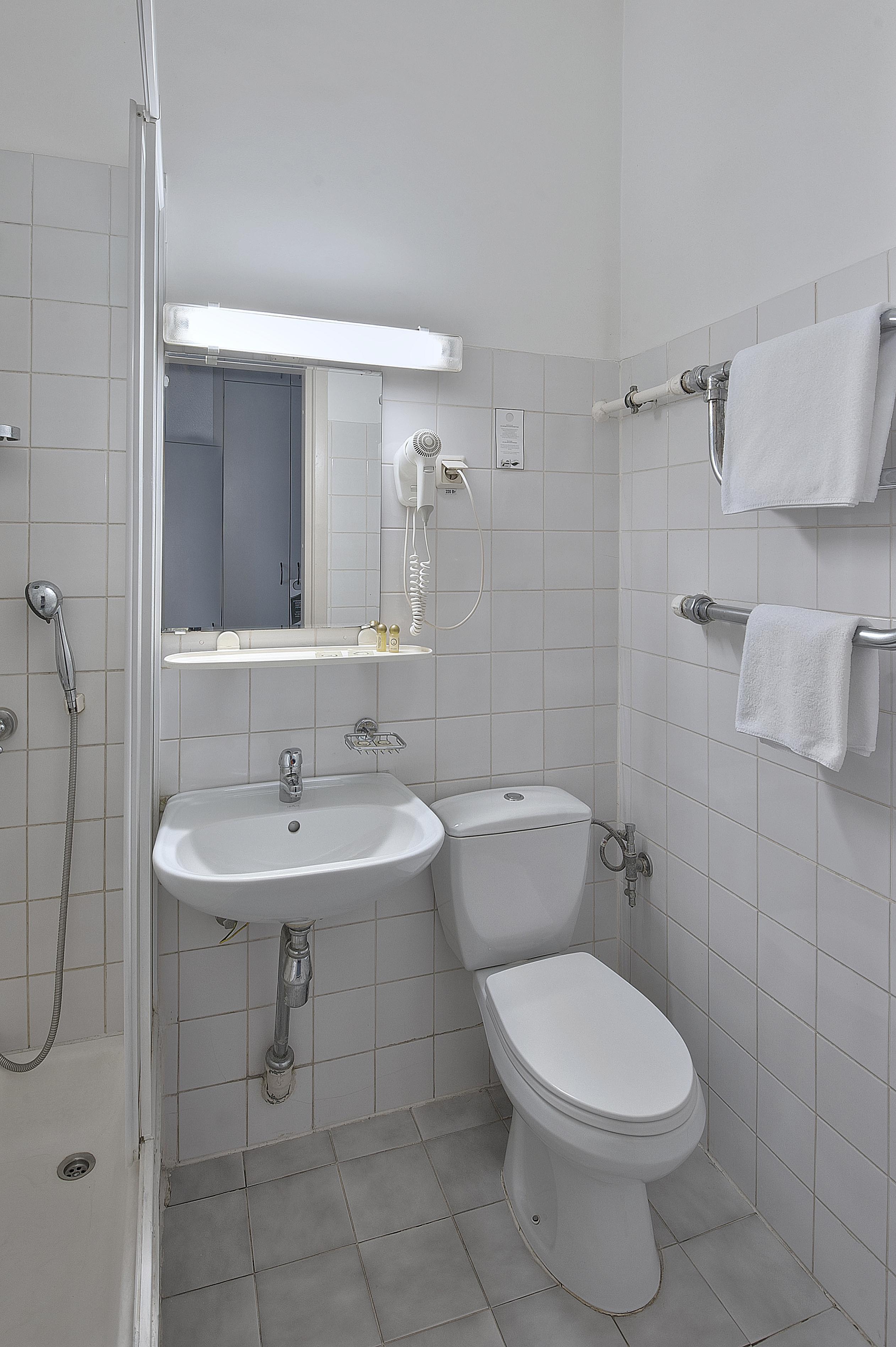 Yug Hotel