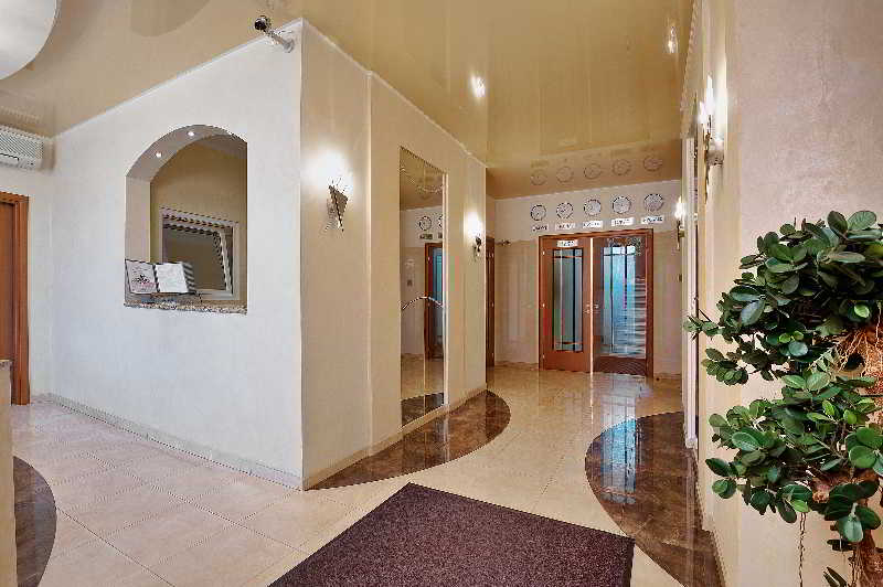 Yug Hotel