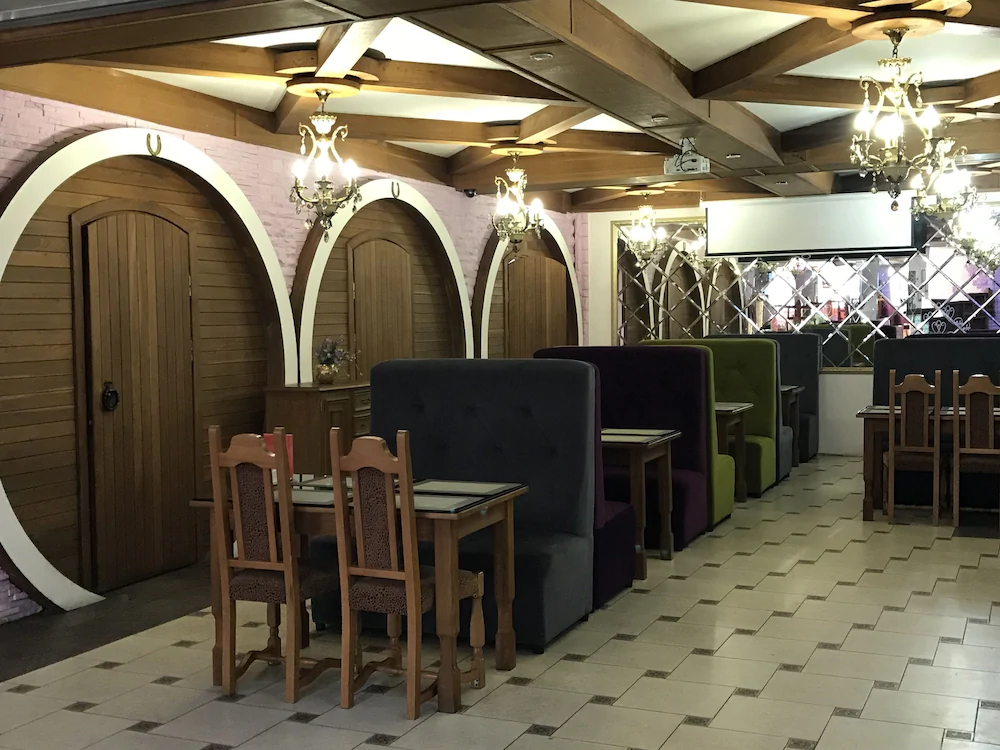 Tarkho Hotel
