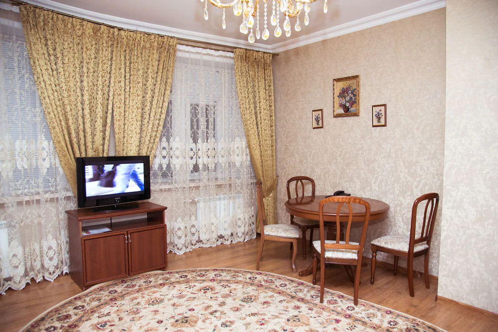 Tarkho Hotel