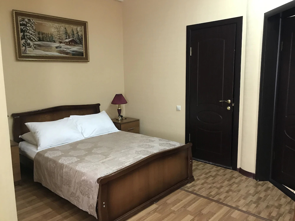 Tarkho Hotel