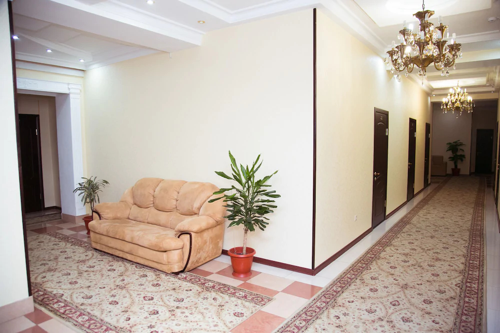 Tarkho Hotel